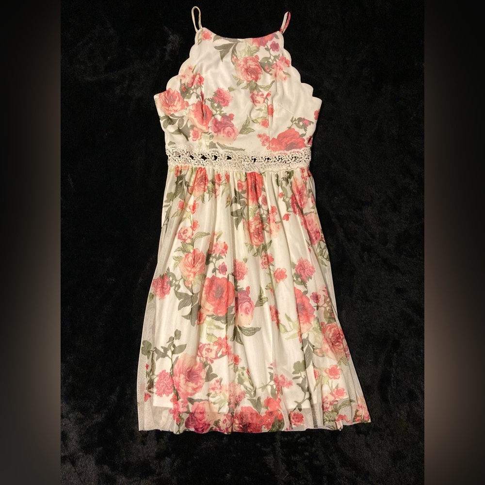 by & by Pink Floral Dress with Lace Waistband SZ 1